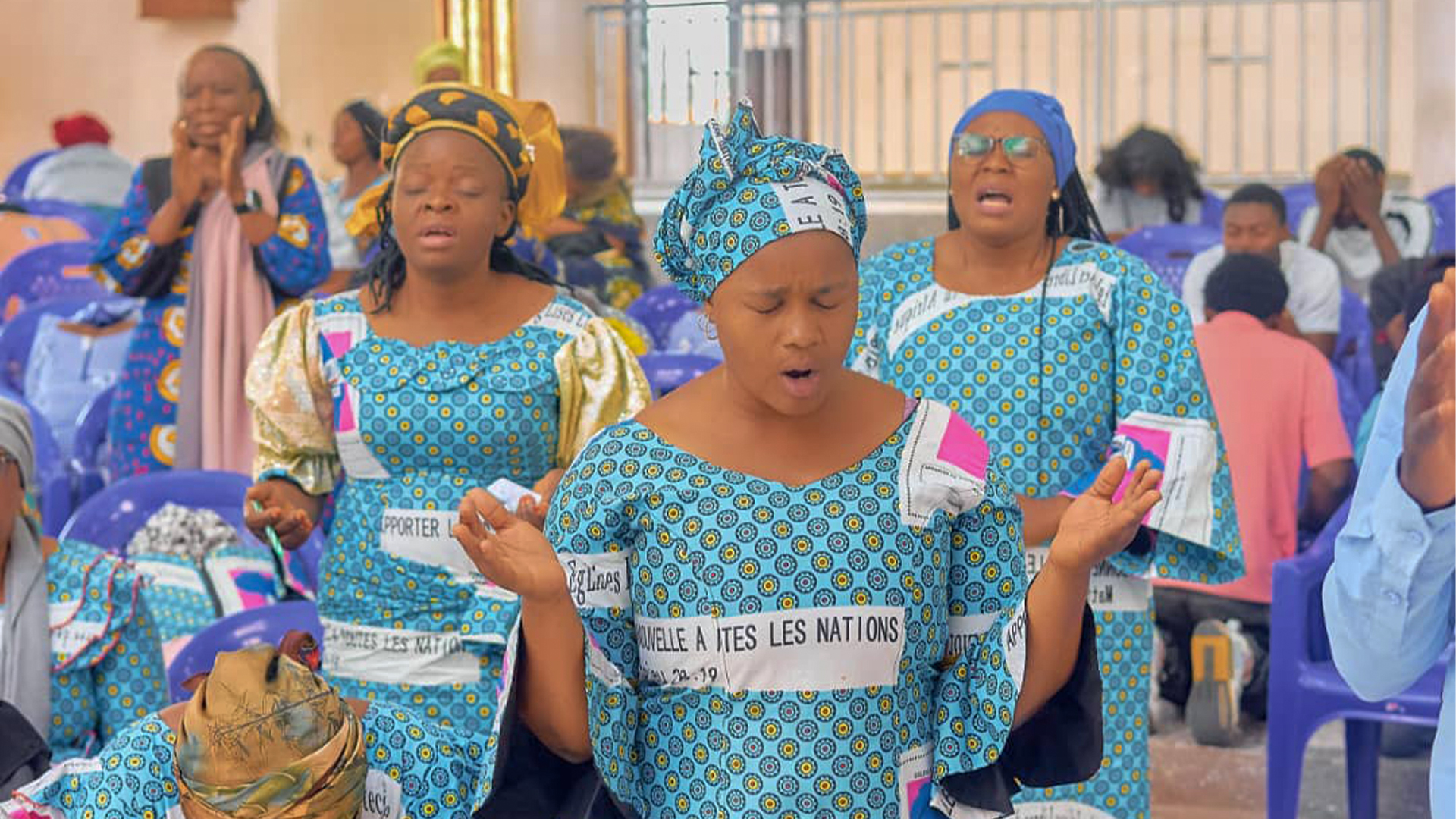 Culte d’adoration et d’intercession pour la restauration de la jeunesse